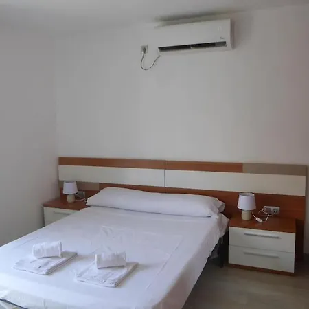 Great House One Step From The Beach. Puerto de Sagunto