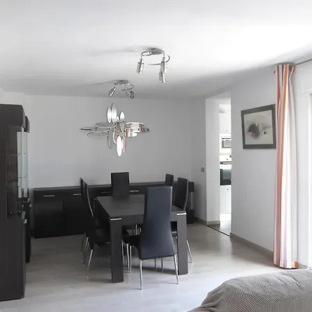 Great House One Step From The Beach. Puerto de Sagunto